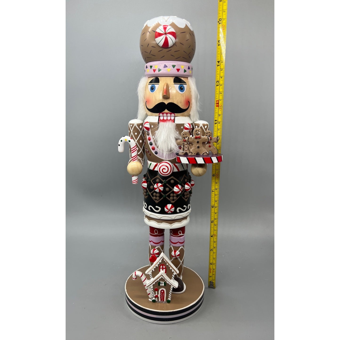 Kurt Adler 18" Gingerbread Nutcracker With Candy Cane Gumdrops & Gingerbread House Christmas Holiday Decor