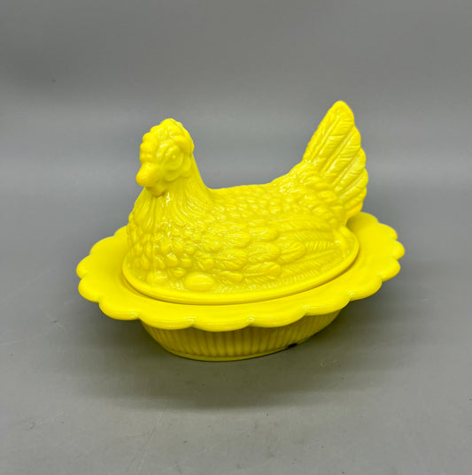 Mosser Dandelion Yellow Hen On Nest 6.5"