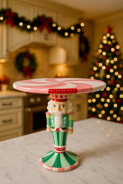 December Diamonds 11-Inch Nutcracker Dessert Plate